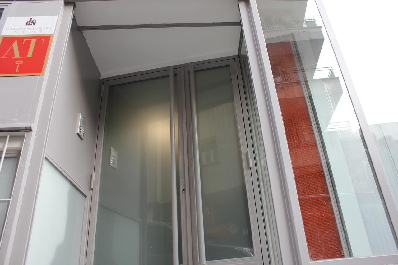 Apartamentos Funway Madrid Kültér fotó