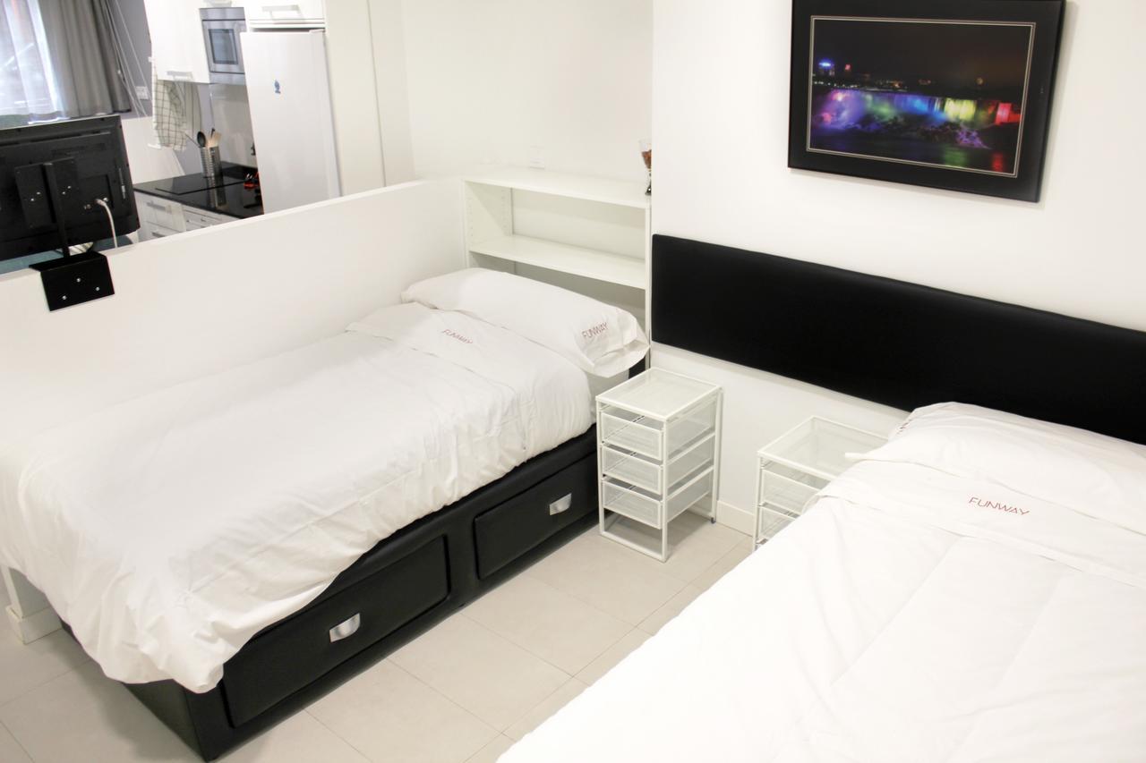 Apartamentos Funway Madrid Kültér fotó