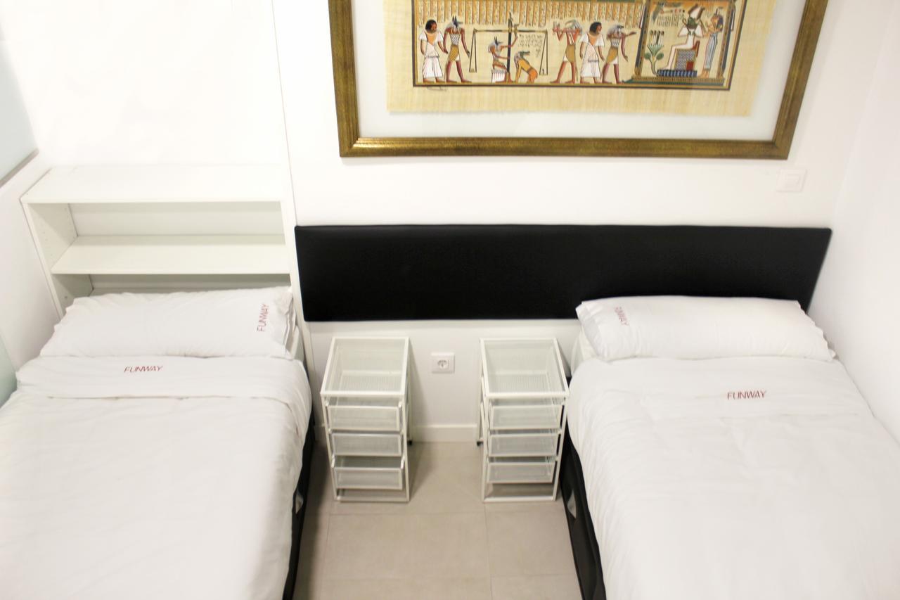 Apartamentos Funway Madrid Kültér fotó