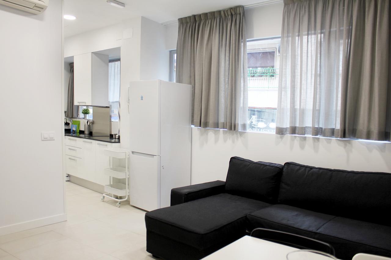 Apartamentos Funway Madrid Kültér fotó