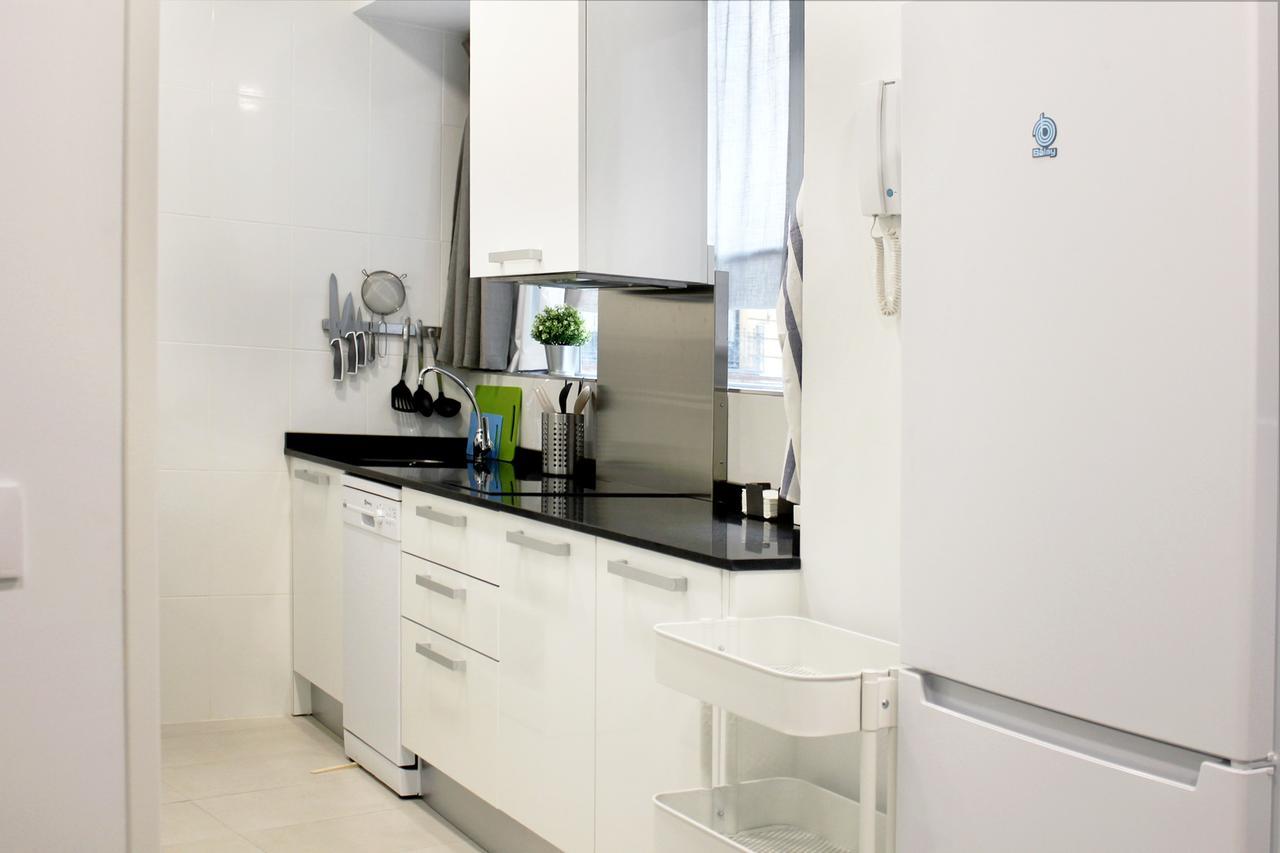 Apartamentos Funway Madrid Kültér fotó